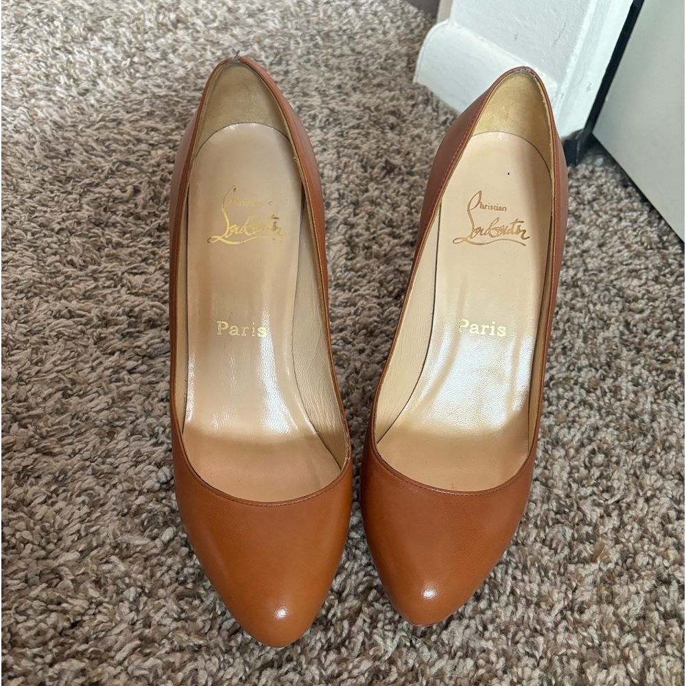Size 39 Brown Christian Louboutin Pumps